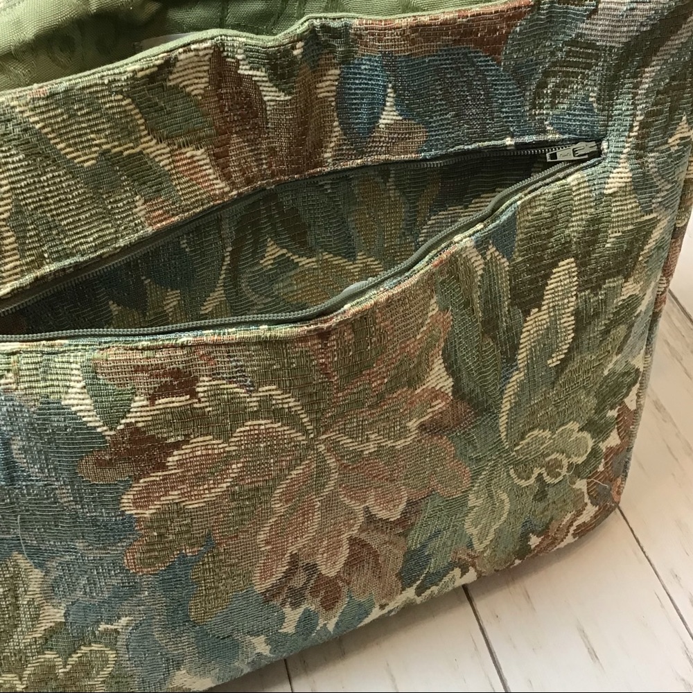 Handmade Tapestry Messenger Bag - Picture 7 of 8